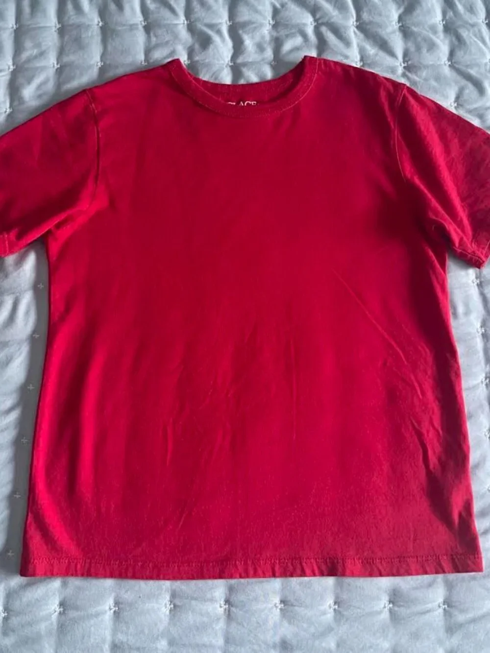 The Children's Place Boys Basic V-Neck T-Shirt 3 PK – Size 7/8  Blue, Red,Black